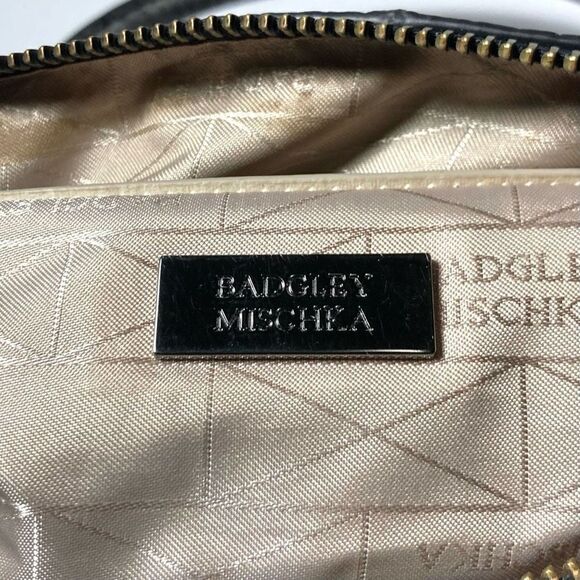 Badgley Mischka Metallic Leather Bag - Picture 9 of 9